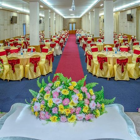 โรงแรมหง่วย มอ มะละแหม่ง ภายนอก รูปภาพ